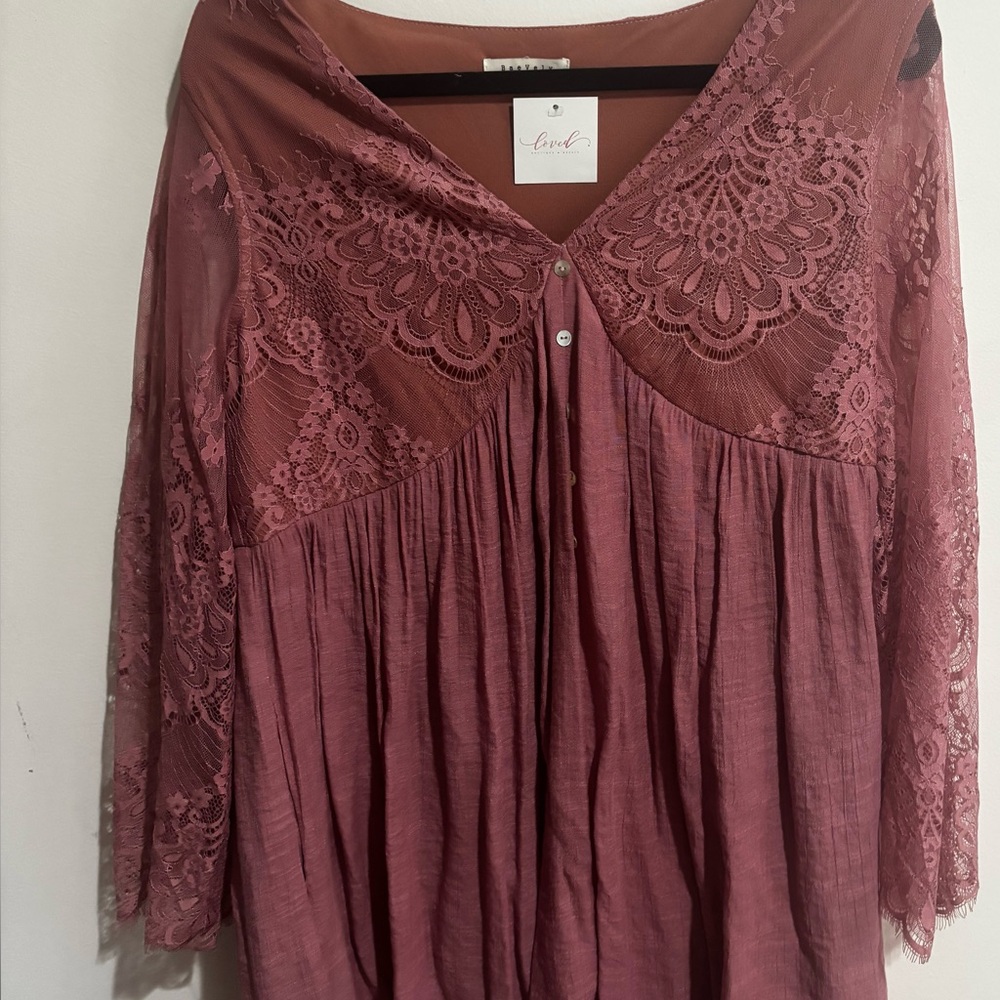 Lace Detail Burgundy dress
